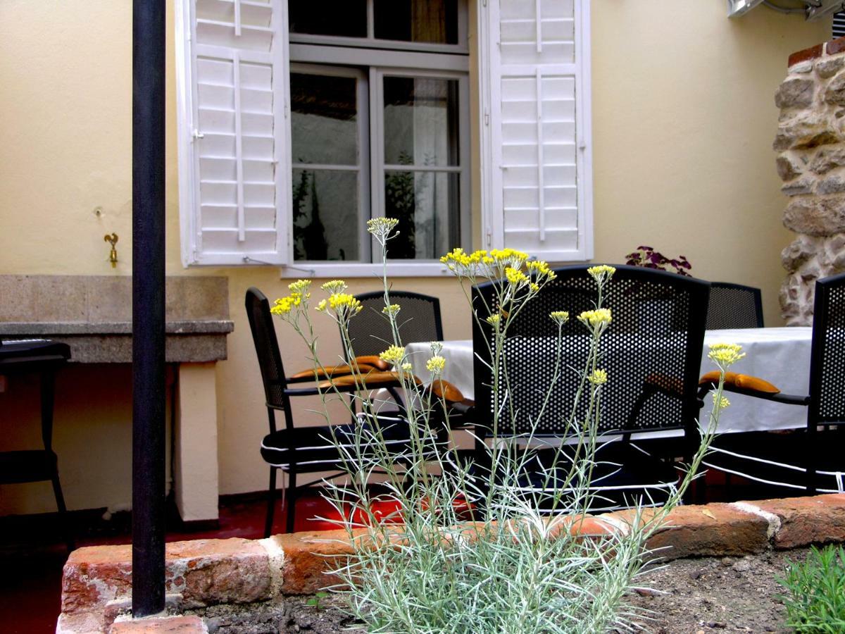 Holiday Home Lija Center Rab Town Esterno foto