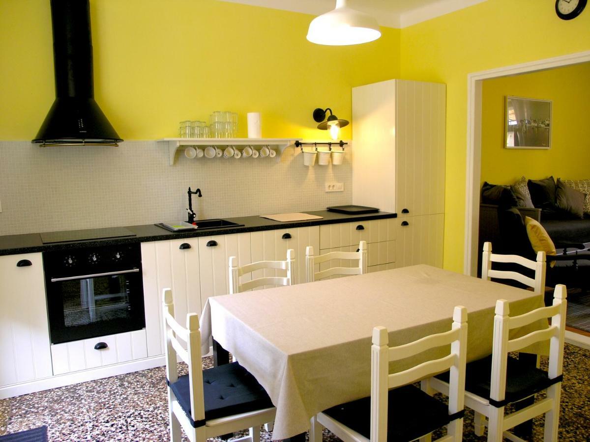 Holiday Home Lija Center Rab Town Esterno foto