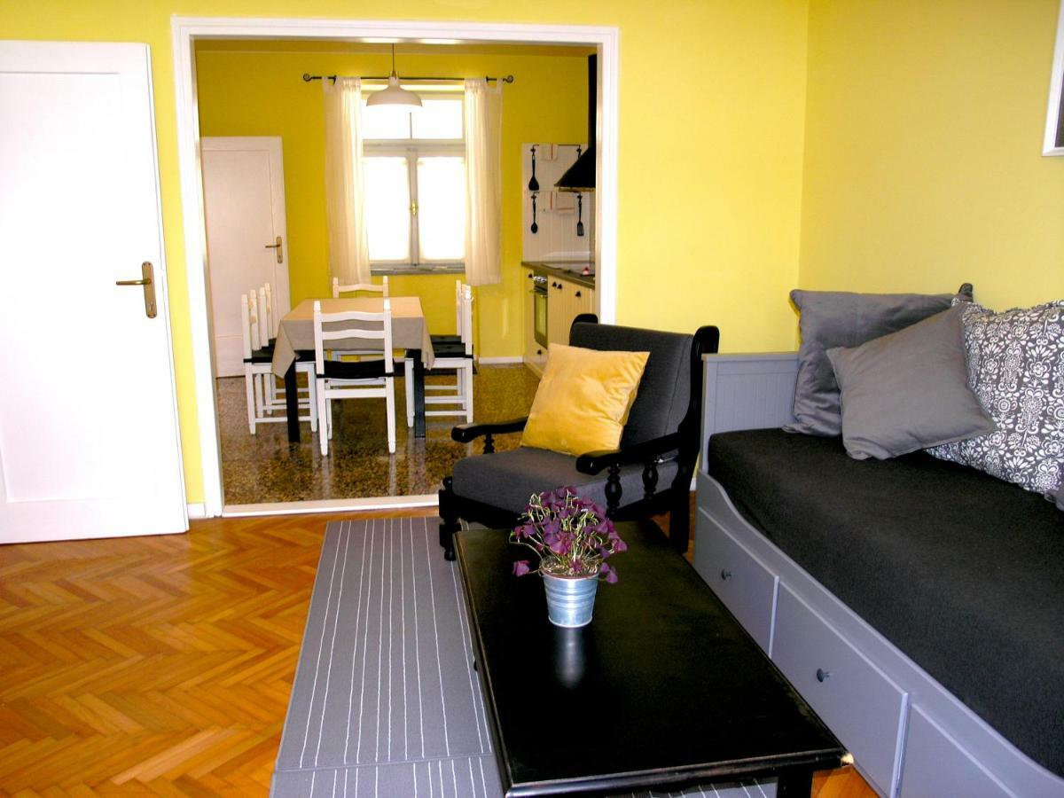 Holiday Home Lija Center Rab Town Esterno foto